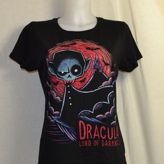 dames t-shirt akumu dracula